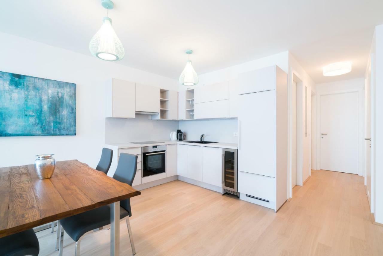 | Spacious Serviced In Directly At The U4 * Wien